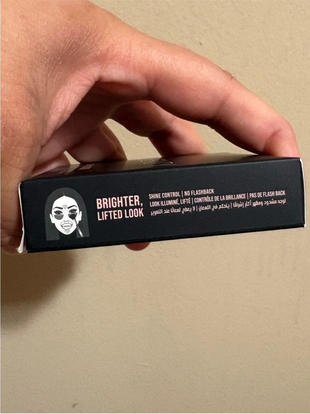 Huda Beauty Easy Bake and Snatch Pressed Brightening & Setting Powder POUND CAKE